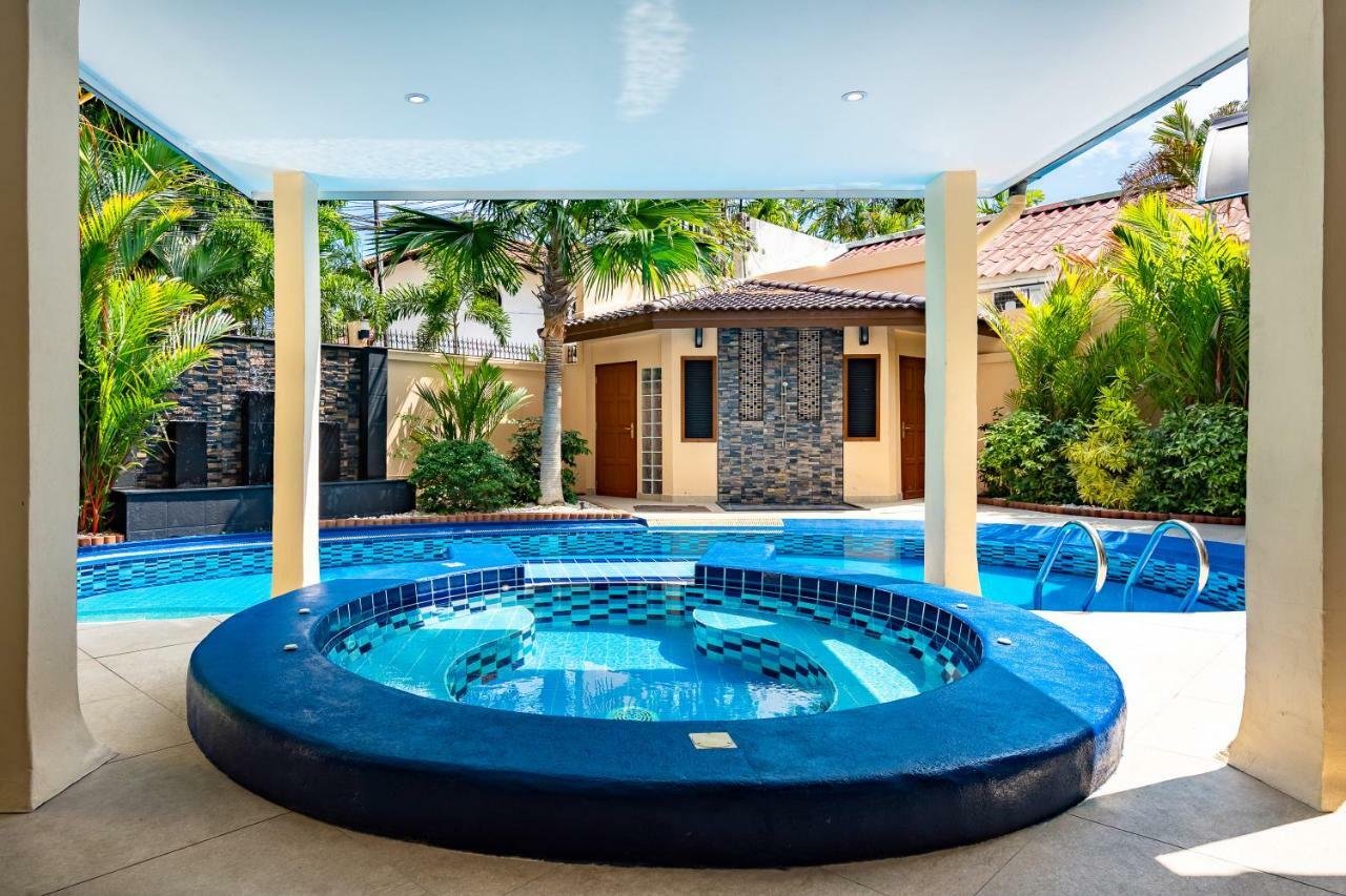 Luxury Pool Villa T1 Near Walking Street Pattaya Exterior foto